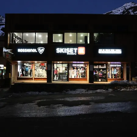 Trois Vallees - Pour 3 Personnes A Proximite Des Commerces . Mae-7764